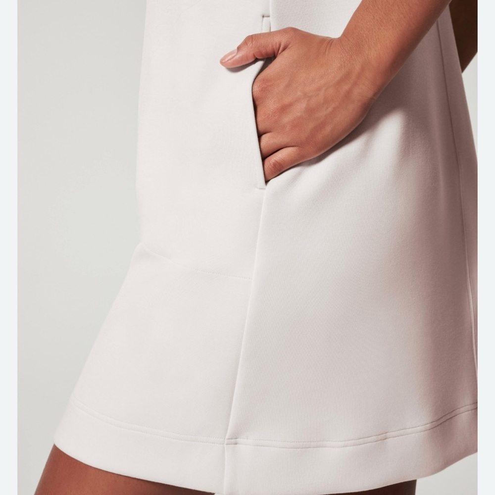 Spanx Air Essentials mock neck dress sz L EUC white / cream - Picture 2 of 7